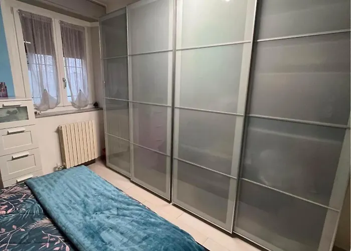 Super Cry - Stazione